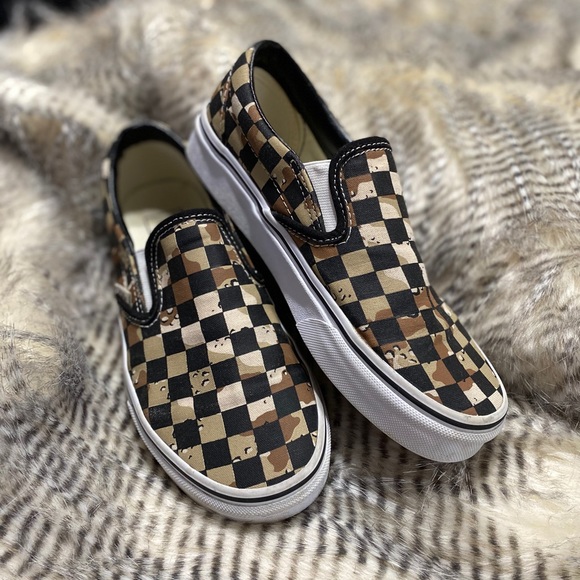 checkered vans size 4.5